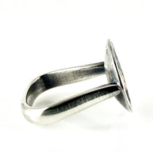 Load image into Gallery viewer, diamond circle nest ring