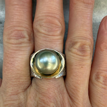 Load image into Gallery viewer, tahitian pearl nest ring