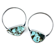 Load image into Gallery viewer, turquoise sphere earrings trois