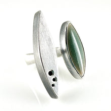 Load image into Gallery viewer, ceramic double leaf box ring