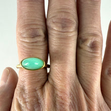 Load image into Gallery viewer, chrysoprase tulip ring