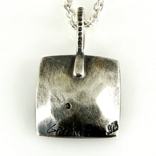 Load image into Gallery viewer, diamond nest pendant