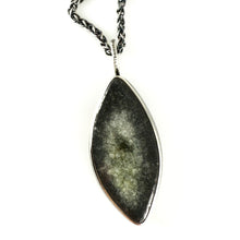 Load image into Gallery viewer, ceramic leaf pendant