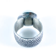 Load image into Gallery viewer, south sea pearl ring