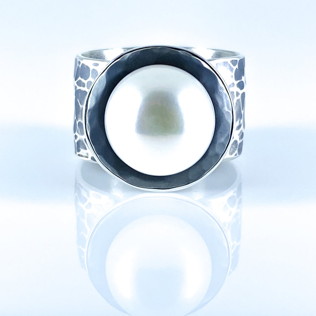 pearl nest ring