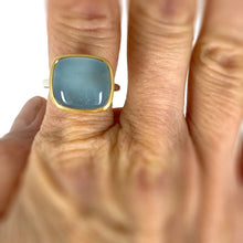 Load image into Gallery viewer, aquamarine tulip ring