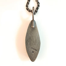 Load image into Gallery viewer, ceramic leaf pendant